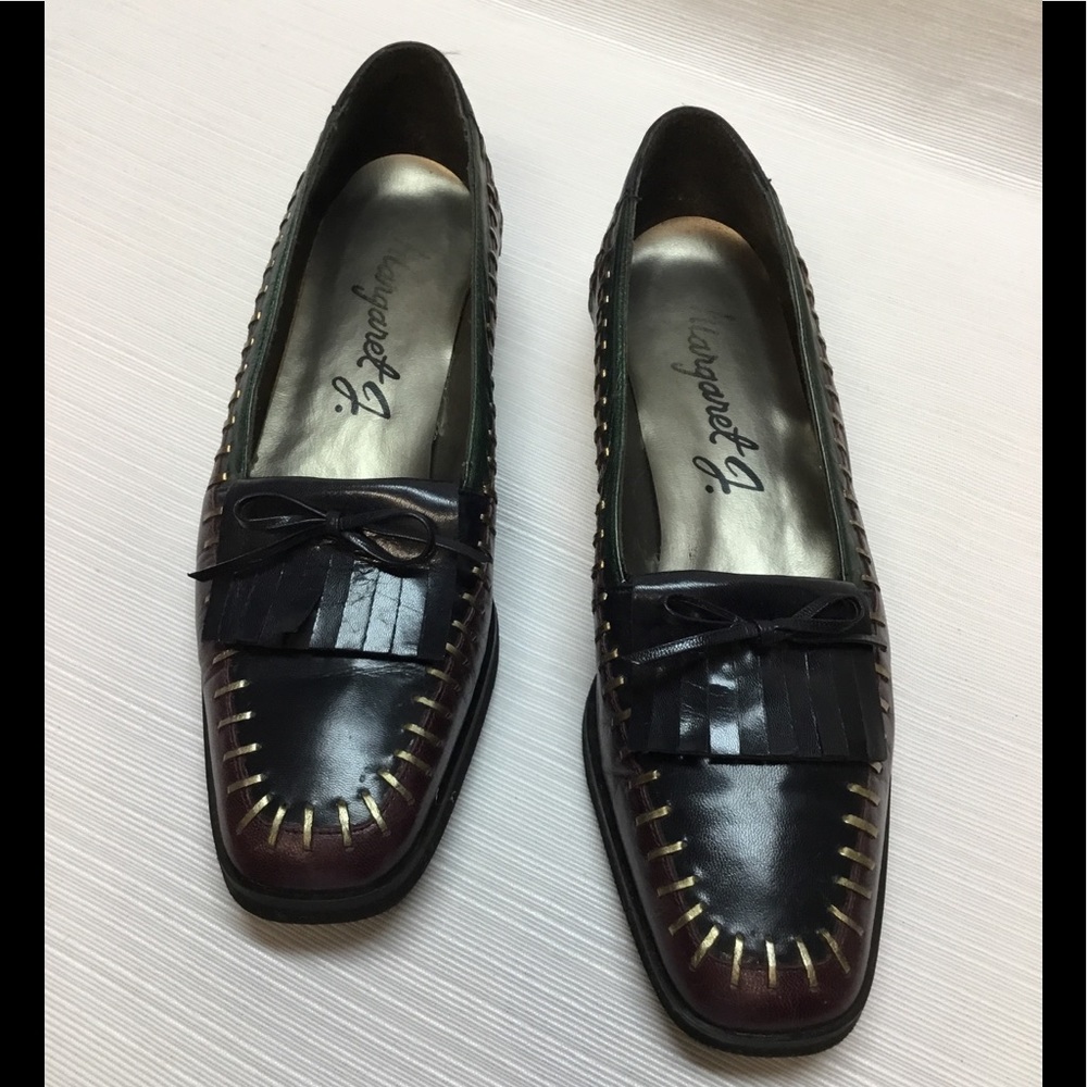 Striking Low 1” Loafers by Margaret J. - Picture 4 of 7